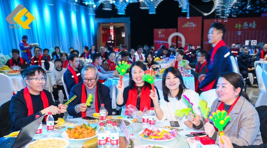 倍头条 | 同心聚力新征程 十三国际首页2023年会盛典圆满举行！