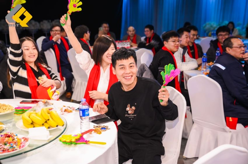 倍头条 | 同心聚力新征程 十三国际首页2023年会盛典圆满举行！